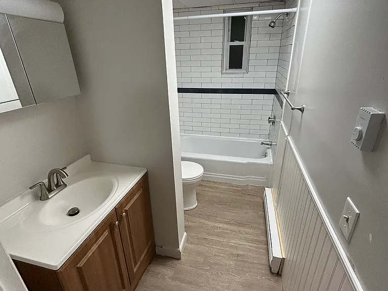 14-16 Sisson St #16R1 — Photo 5