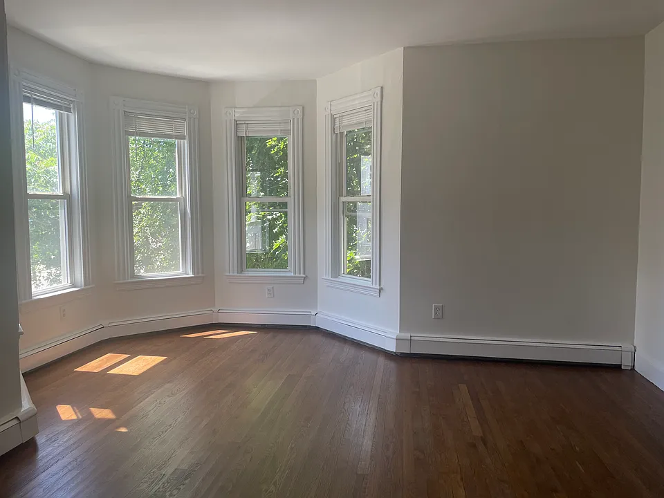 75 Howard Ave #2