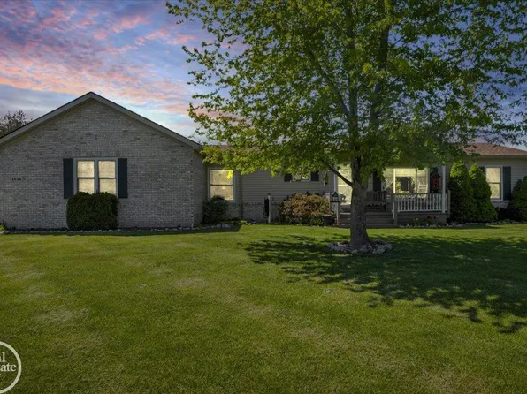 1856 S Allen Rd, Saint Clair, MI 48079