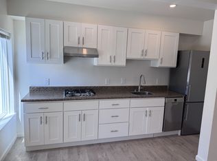 1647 25th Ave #A, San Francisco, CA 94122