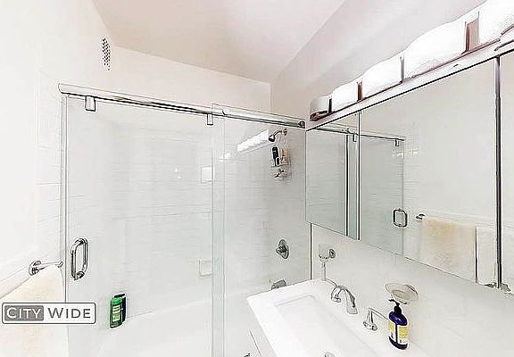 5th image of 96 5th Ave APT 10K