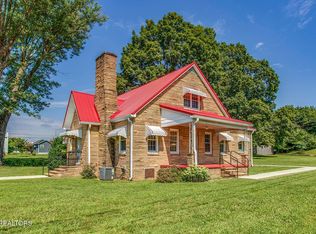 522 Court St, Wartburg, TN 37887
