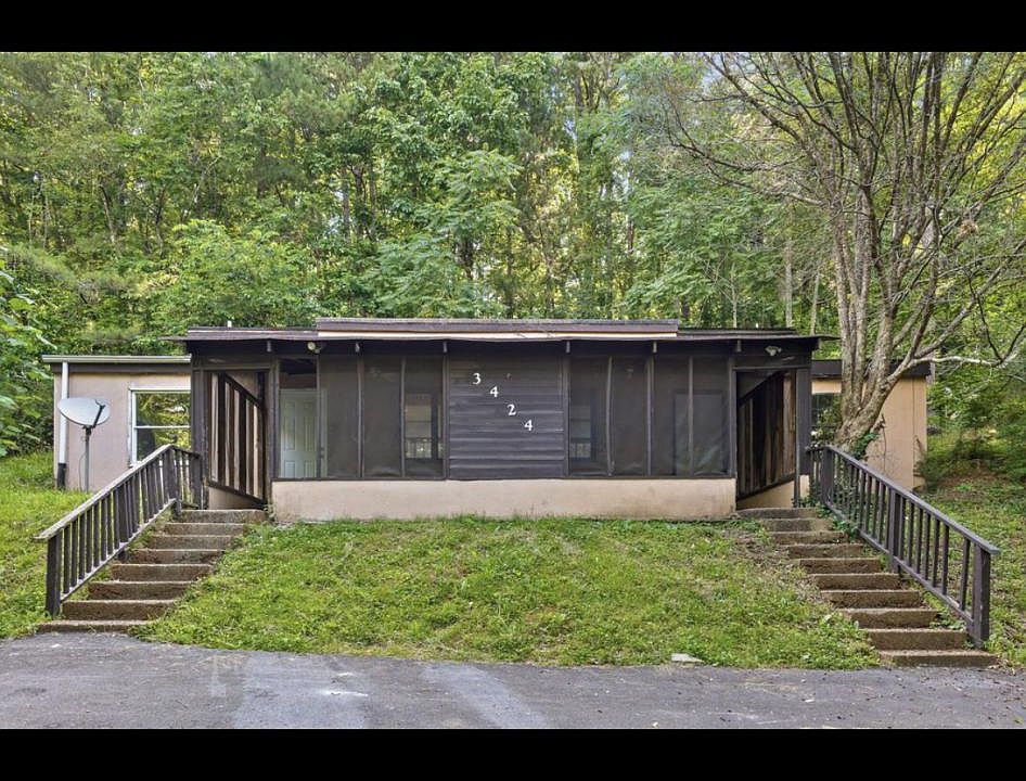 1st image of 3424 Birchwood Dr