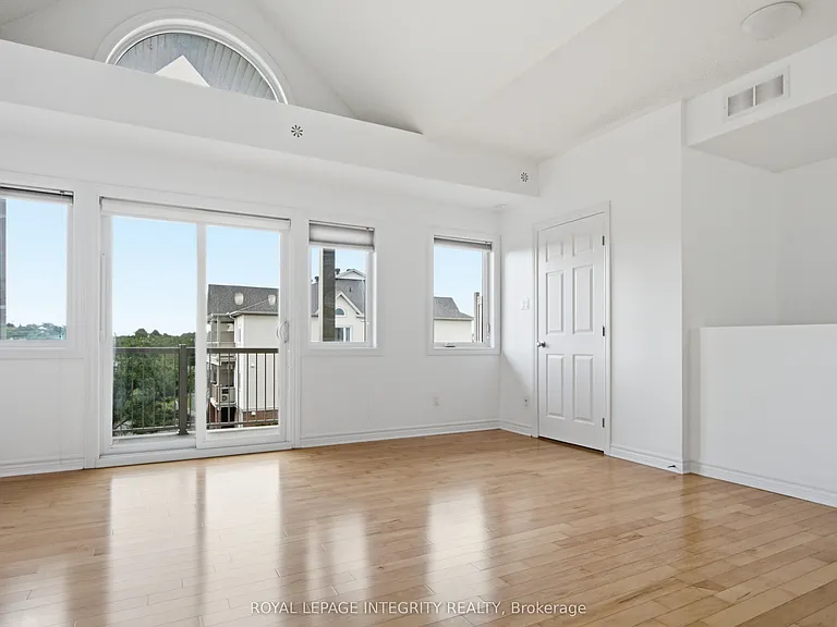 105 Fraser Fields Way #K — Photo 14