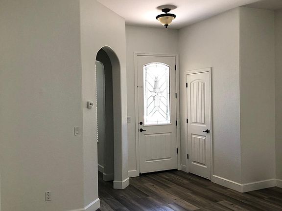 3rd image of 7300 Orchard Cir