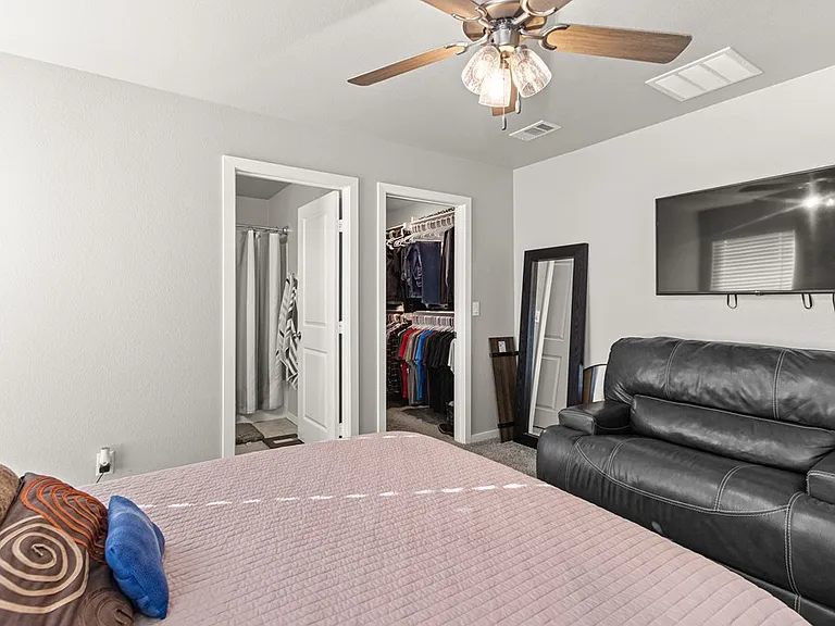 9407 Ratliff Ridge Ave — Photo 22