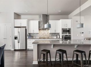 6972 W Alaska Dr, Lakewood, CO 80226