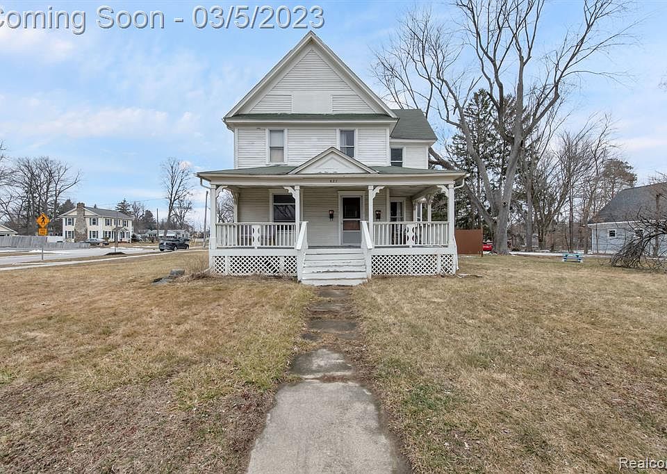 622 W Main St, Brighton, MI 48116 Zillow