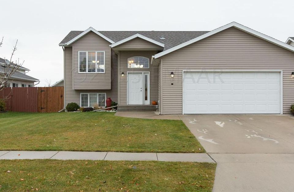 1st image of 774 Homestead Ct
