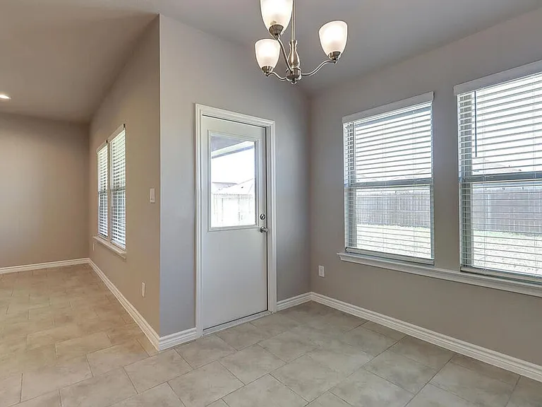 1278 Carnaby — Photo 20