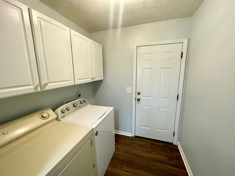 129 Bellegrove Cir — Photo 9