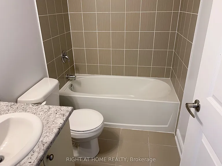9 Mackenzie St — Photo 22