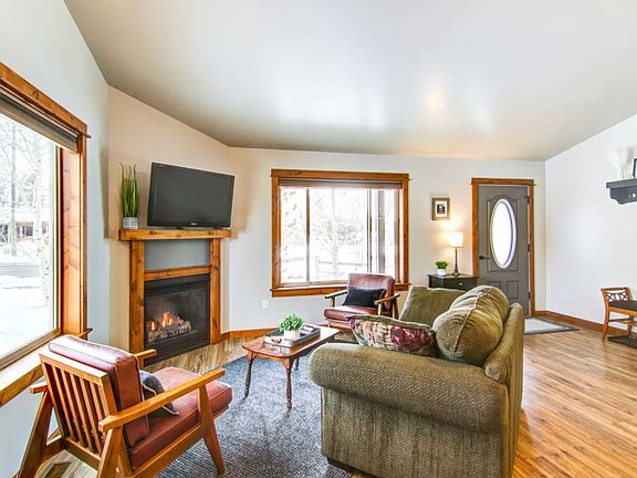 5th image of 91 W Rosebud Ave #B