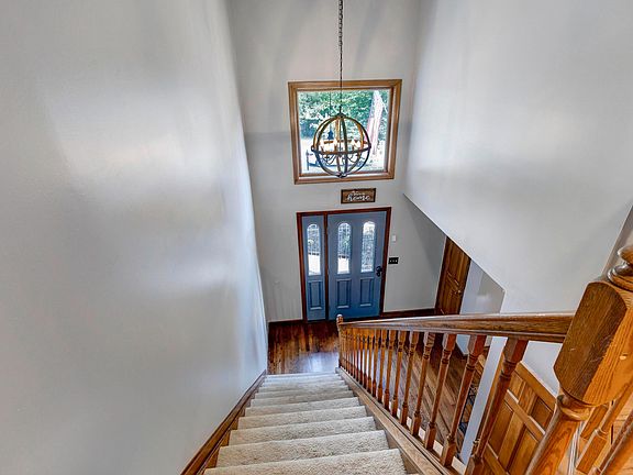 2nd image of 207 Juniper Ave