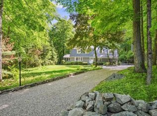 50 Judges Hollow Rd, Fairfield, CT 06824