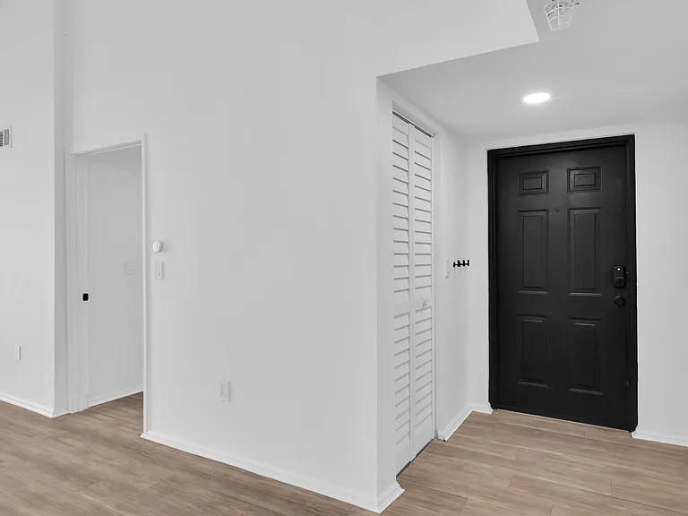 272 Village Blvd #7304 — Photo 4