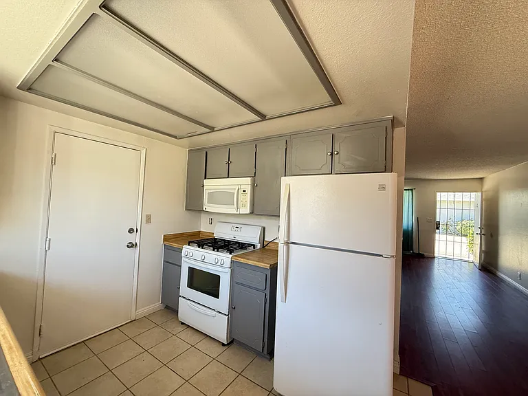 15739 Wanaque Rd #C — Photo 12