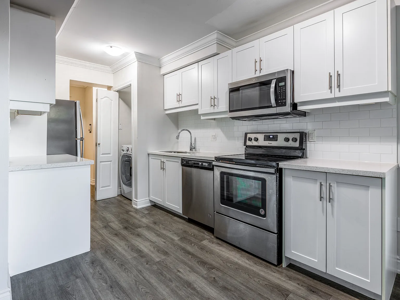 1791 King Street East — Photo 4