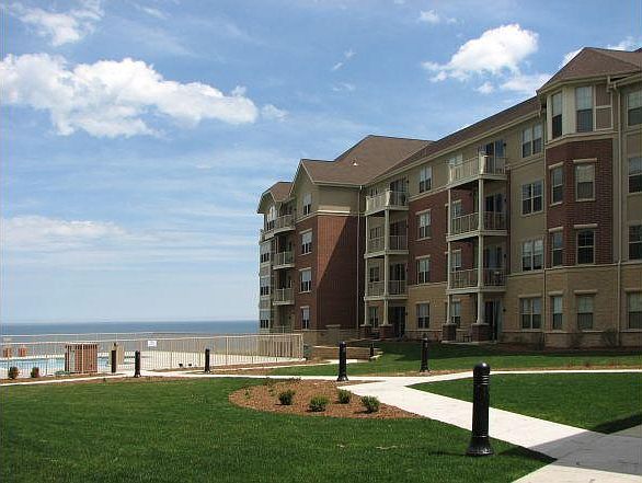 1st image of 4110 S Lake Dr Unit 444