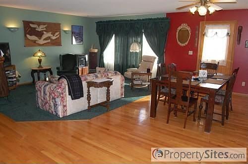 5th image of 2241 W 265th St