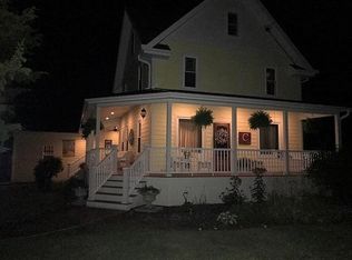 N91W26241 Hickory Rd, Hartland, WI 53029