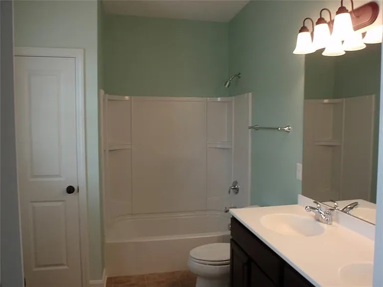 290 Venango Trl — Photo 15