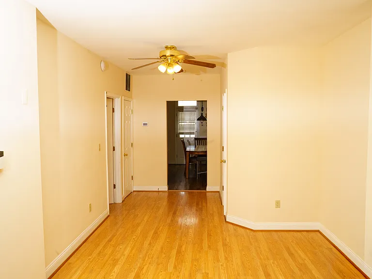 439 Elrino St #B — Photo 4