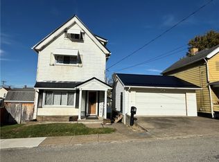 512 Watson St, Vandergrift, PA 15690
