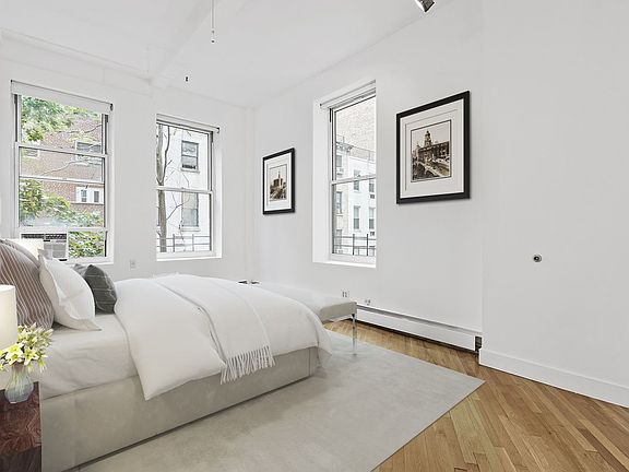 4th image of 40 W 17th St APT 12S