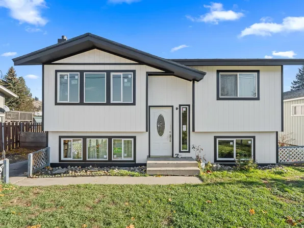 775 S Oak St, Kettle Falls, WA 99141