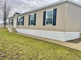 822 Nicole Ln, Angola, NY 14006