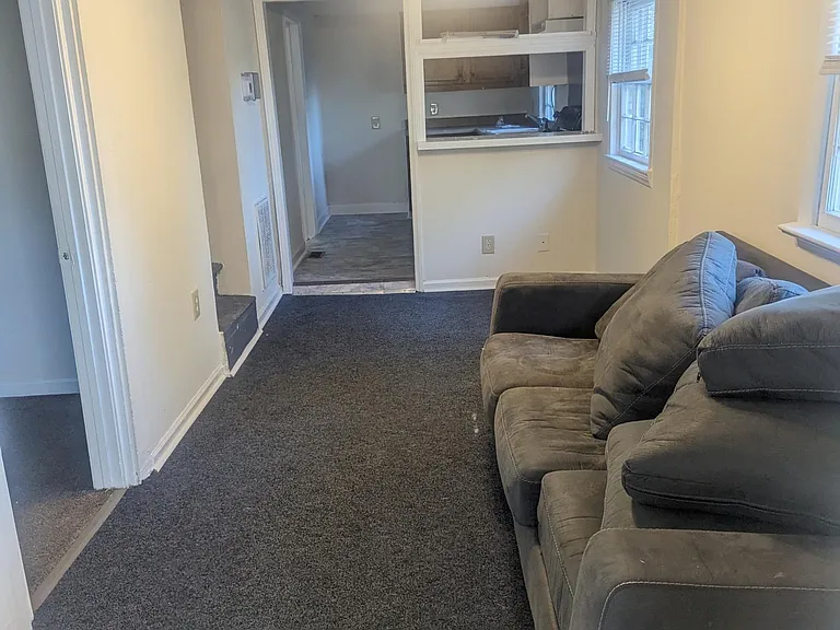 403 Justice Heights St — Photo 6