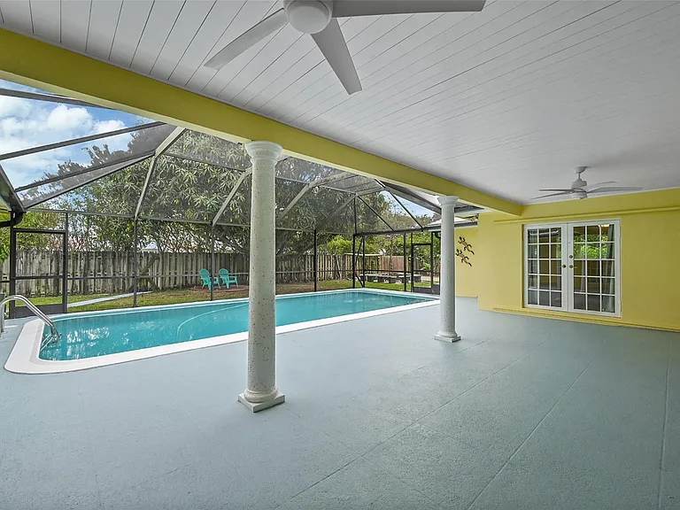 1480 SW 66th Ter — Photo 51