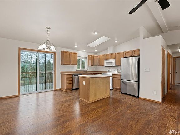2nd image of 5623 80th Ave NE