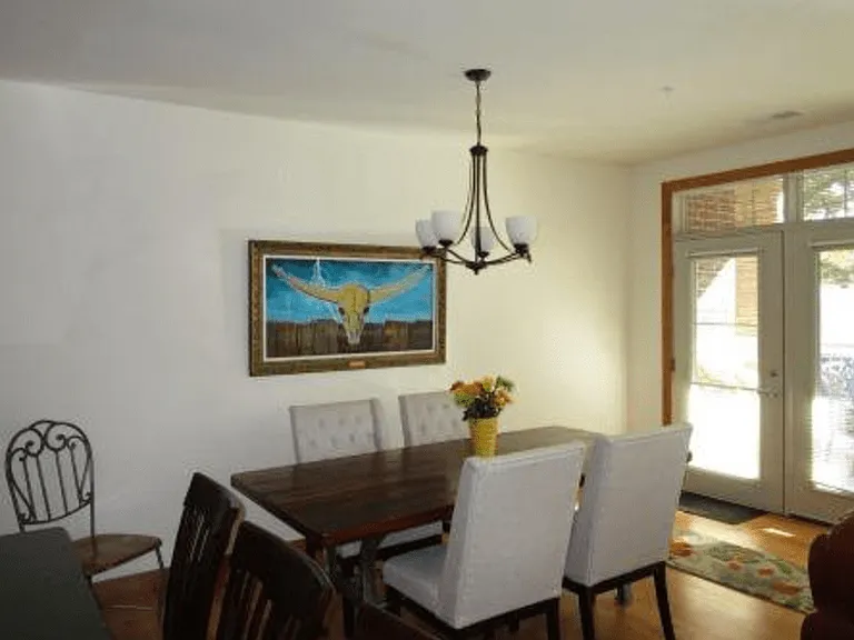 2628 Arbor Dr — Photo 10