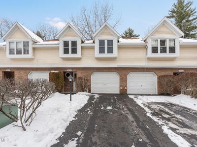4020 Chaucer Place, Slingerlands, NY, 12159