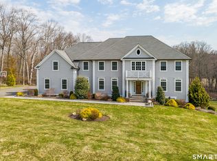 3 Belden Hill Rd, Brookfield, CT 06804