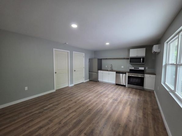 105 Jeffery Ln