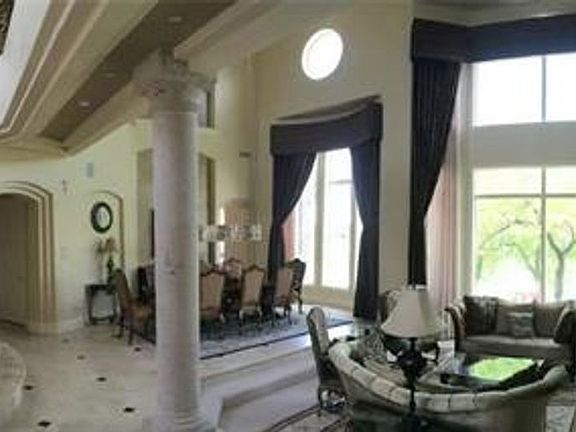 2nd image of 8741 Newport Isle Ct