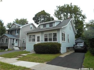 190 Salisbury St, Rochester, NY 14609