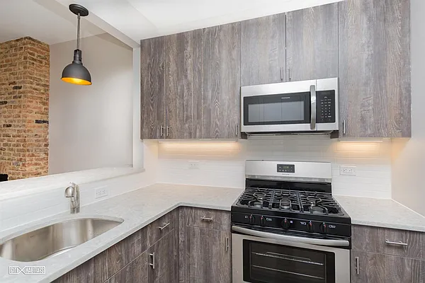 Rented by Citi Habitats | media 13