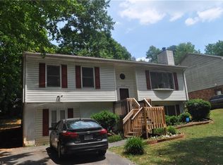 4627 Ogburn Ave, Winston Salem, NC 27105