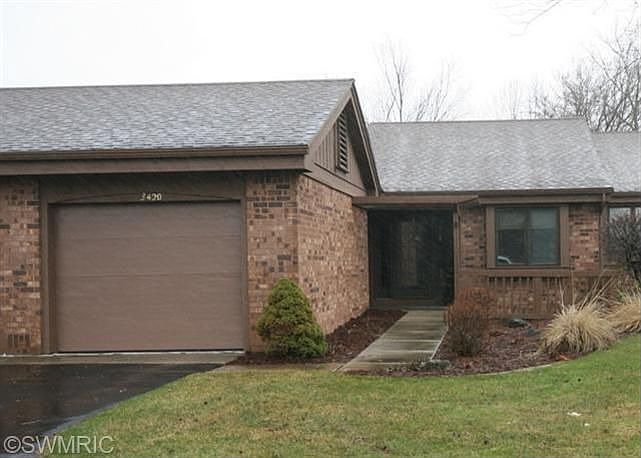 1st image of 3420 Eagle Circle Ct NE