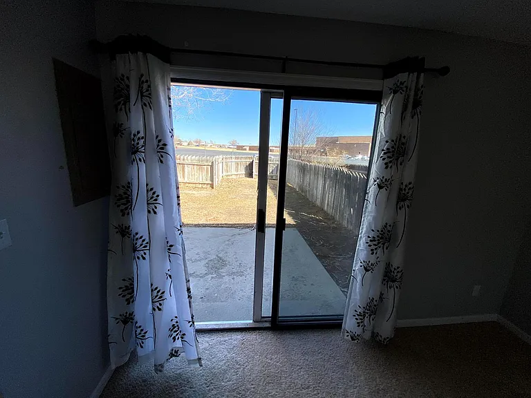 2110 Prairie Rd — Photo 44