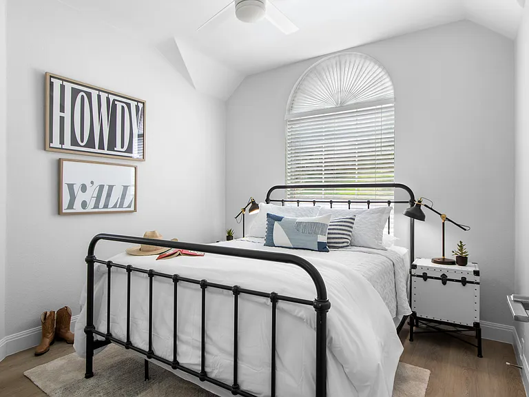 9724 Preston Vineyard Dr — Photo 34