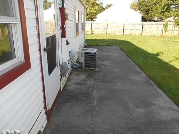 2nd image of 2583 E 40th St
