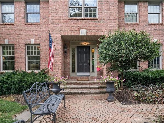 2nd image of 9634 Wood Bend Dr