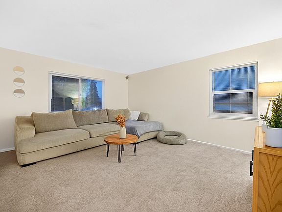 4th image of 7246-7244 Robin Rd