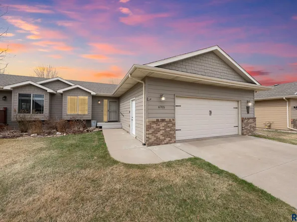 6705 S Witzke Ave, Sioux Falls, SD 57108