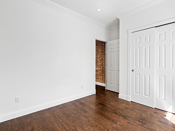 5th image of 317 2nd Ave APT 1